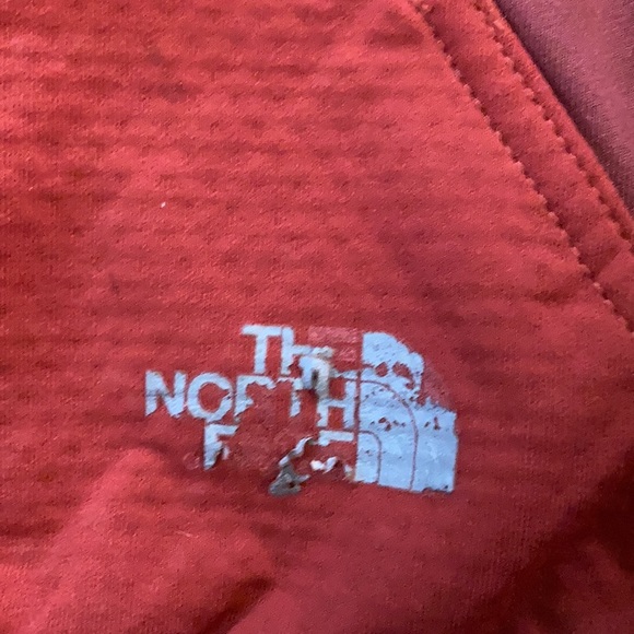 Hooded North Face lightweight jacket - Picture 2 of 4